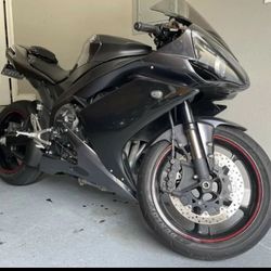 2008 Yamaha R1