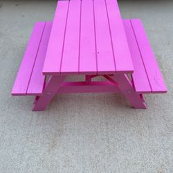 Kids/Childrens Pink Play Picnic Table!