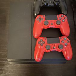 PS4 With 3 Controllers 