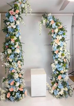 Floral Pillars