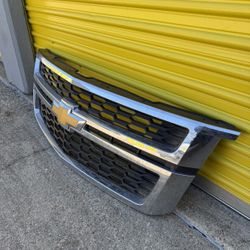 CHEVY TAHOE GRILL