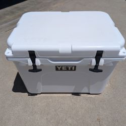 Yeti Tundra 35