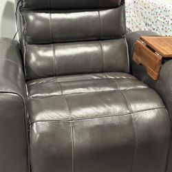 Leather Lounge Chair