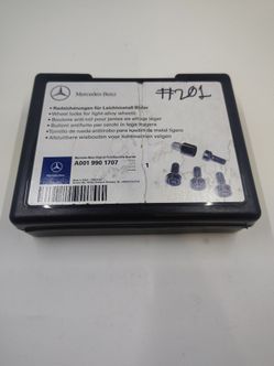 Wheel locks Mercedes Benz OEM, lock and key #201