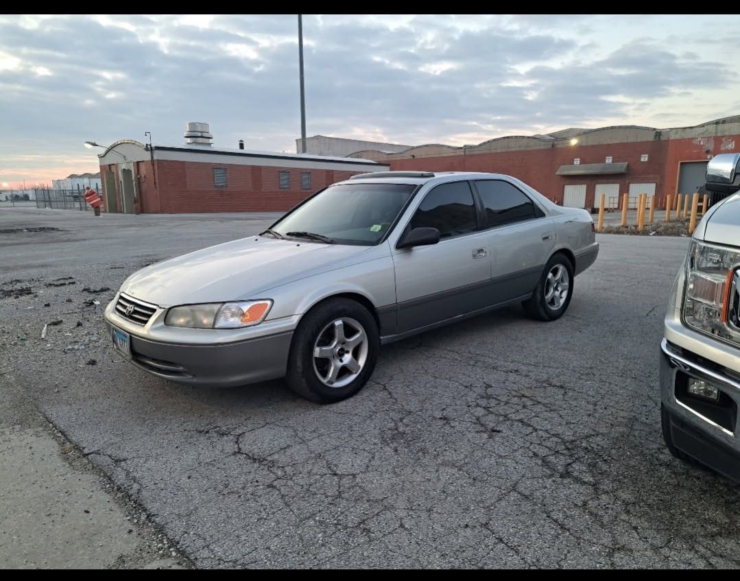 2000 Toyota Camry