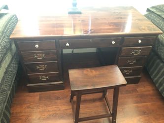 SOLID WOOD DESK ONLY $25