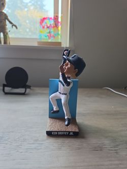Ken Griffey Jr Bobble Head