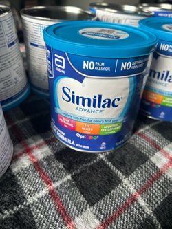 Similac baby formula sealed 2028