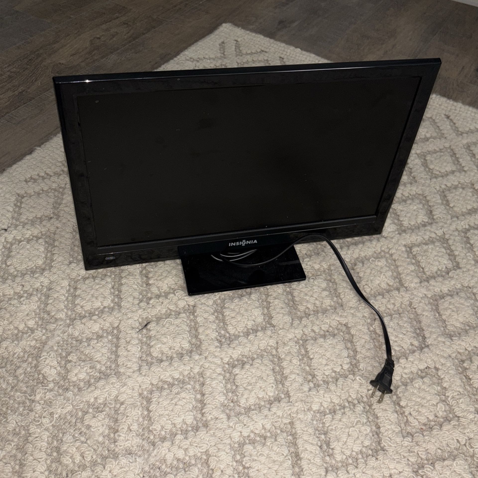 Insignia 20” TV