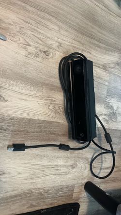 Xbox 360 Kinect and three games