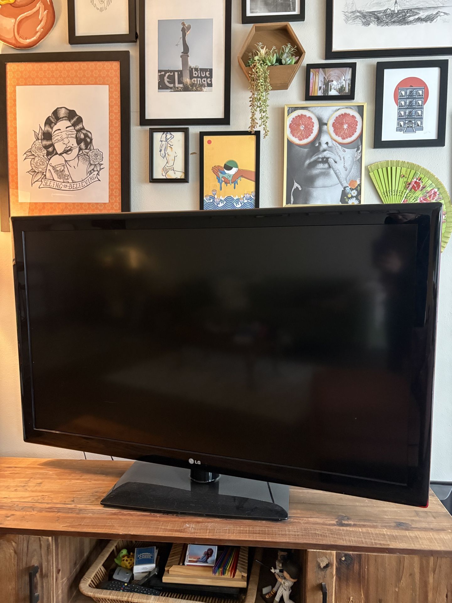 55” LG TV