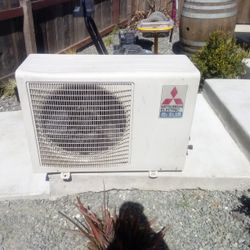 Mitsubishi Electric Mr Slim Split System Heat pump Ac