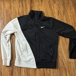 Nike Zip Up medium