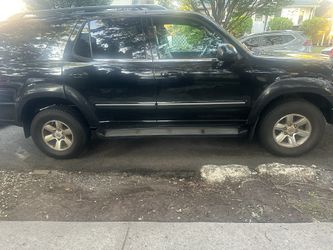 2005 Toyota Sequoia
