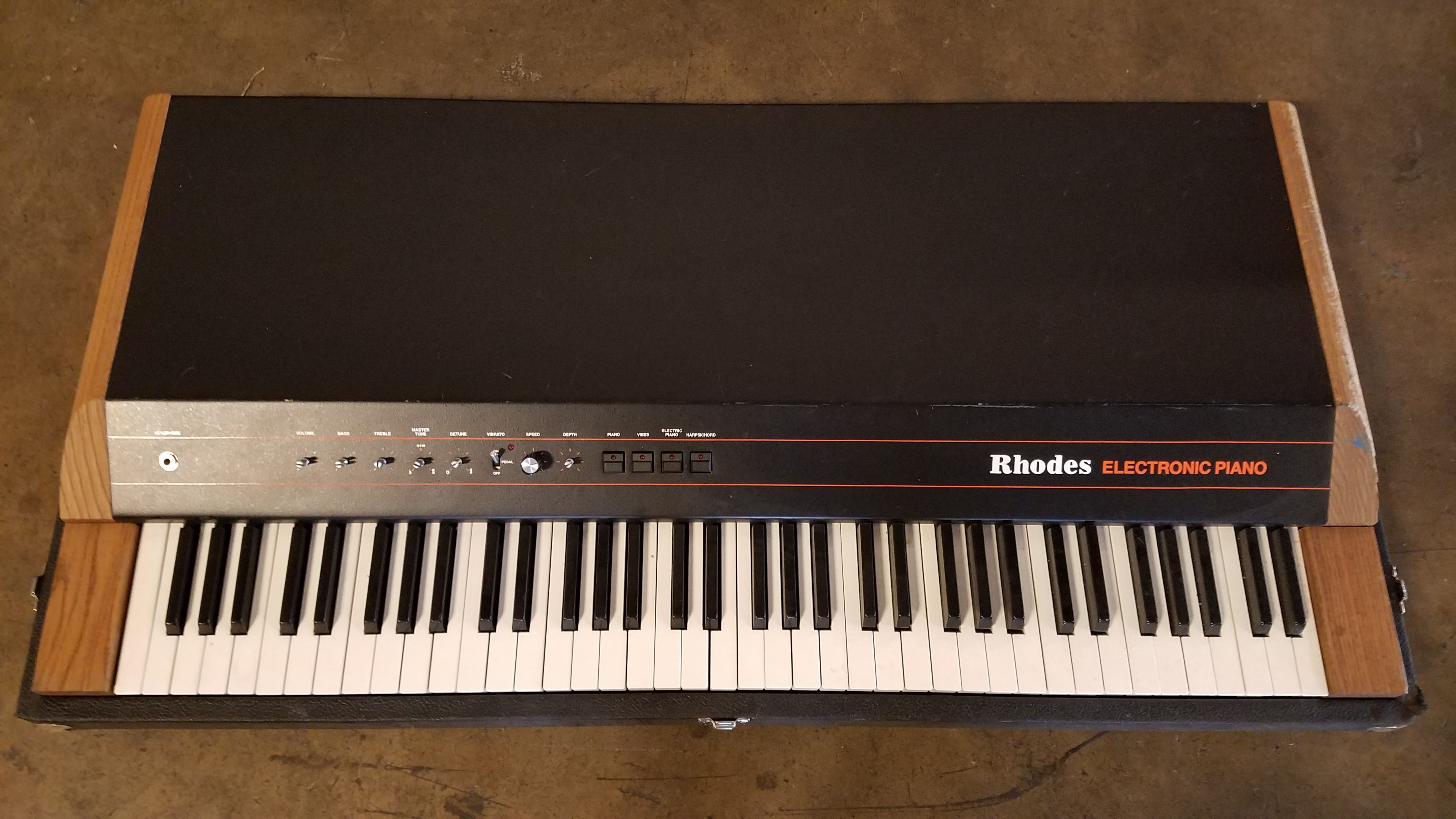 Rhodes 3363 4-Voice Electric Piano with Power Cord