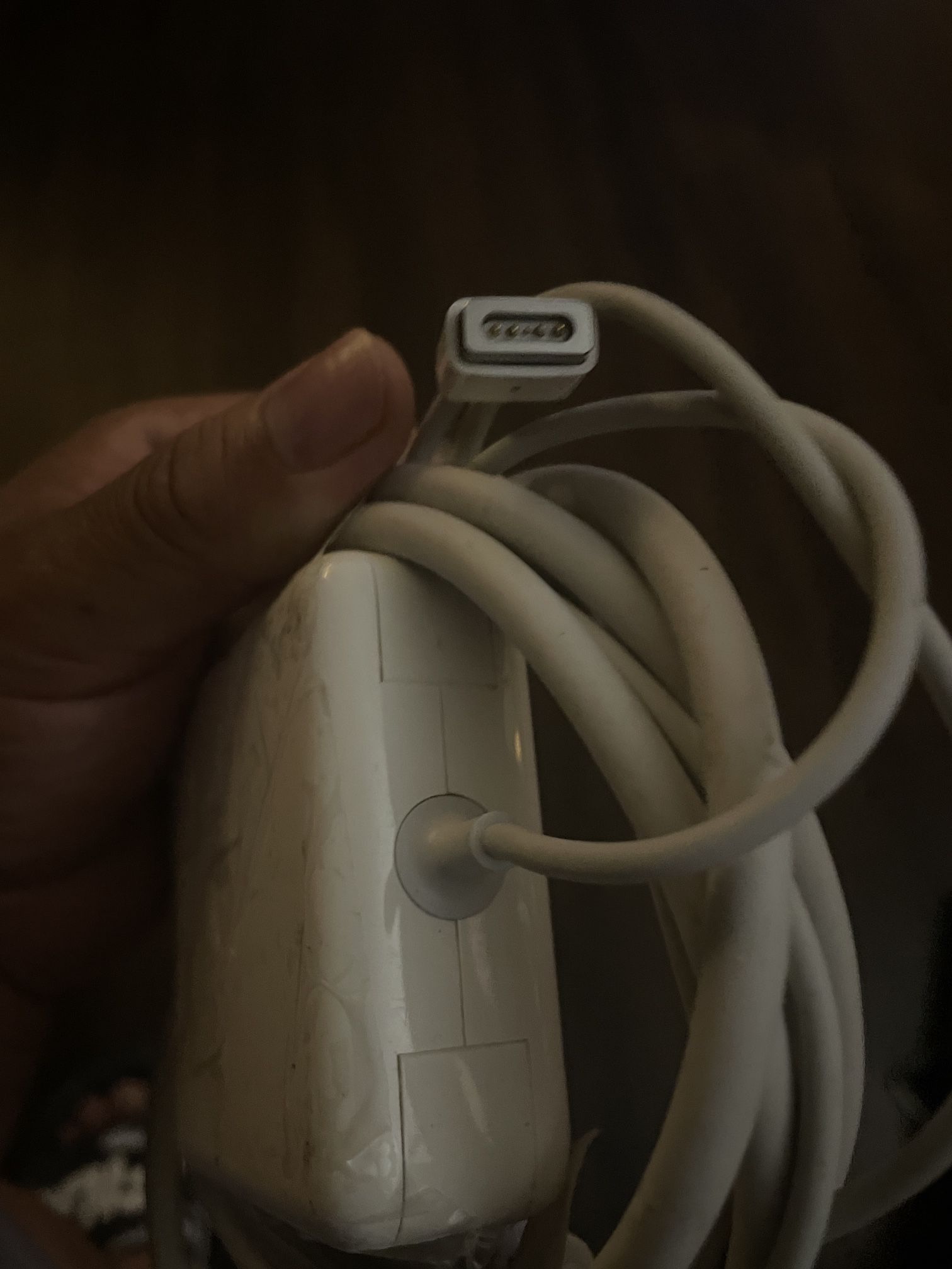 apple mac book charger
