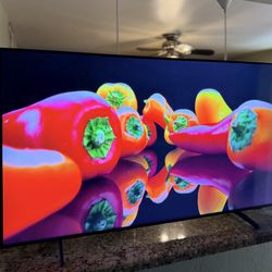 Samsung - 50" Class Q60D Series QLED 4K Smart Tizen TV (2024)