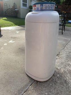 Diaper genie