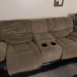 Reclining Love Seat with 2 Cup Holders