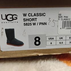 UGG Women's Classic Short Boots 