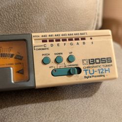 BOSS TU-12H Chromatic Tuner