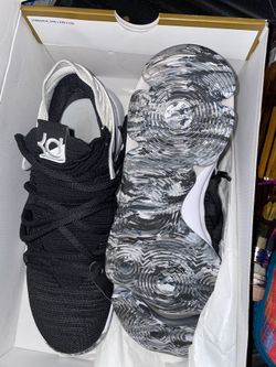 KD 10 Black White