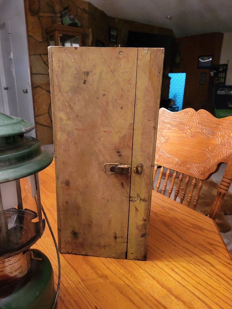 Vintage 220j 2 Mantle Lantern