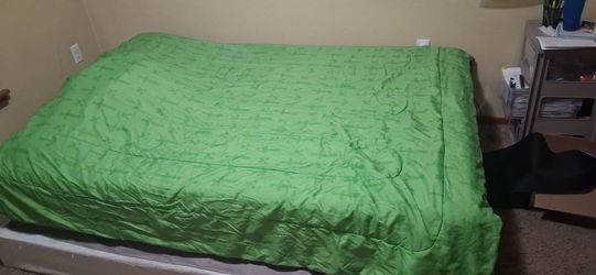 11-Inch Full Memory Foam Mattress: Comfortable, highly supportive all-foam mattress.
