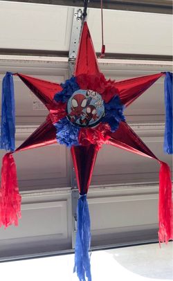 Spidey Star Pinata