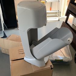 Diaper Genie 