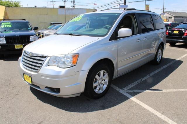 2010 Chrysler Town And Country