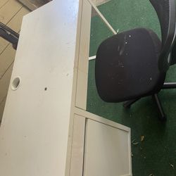Desk N Chair