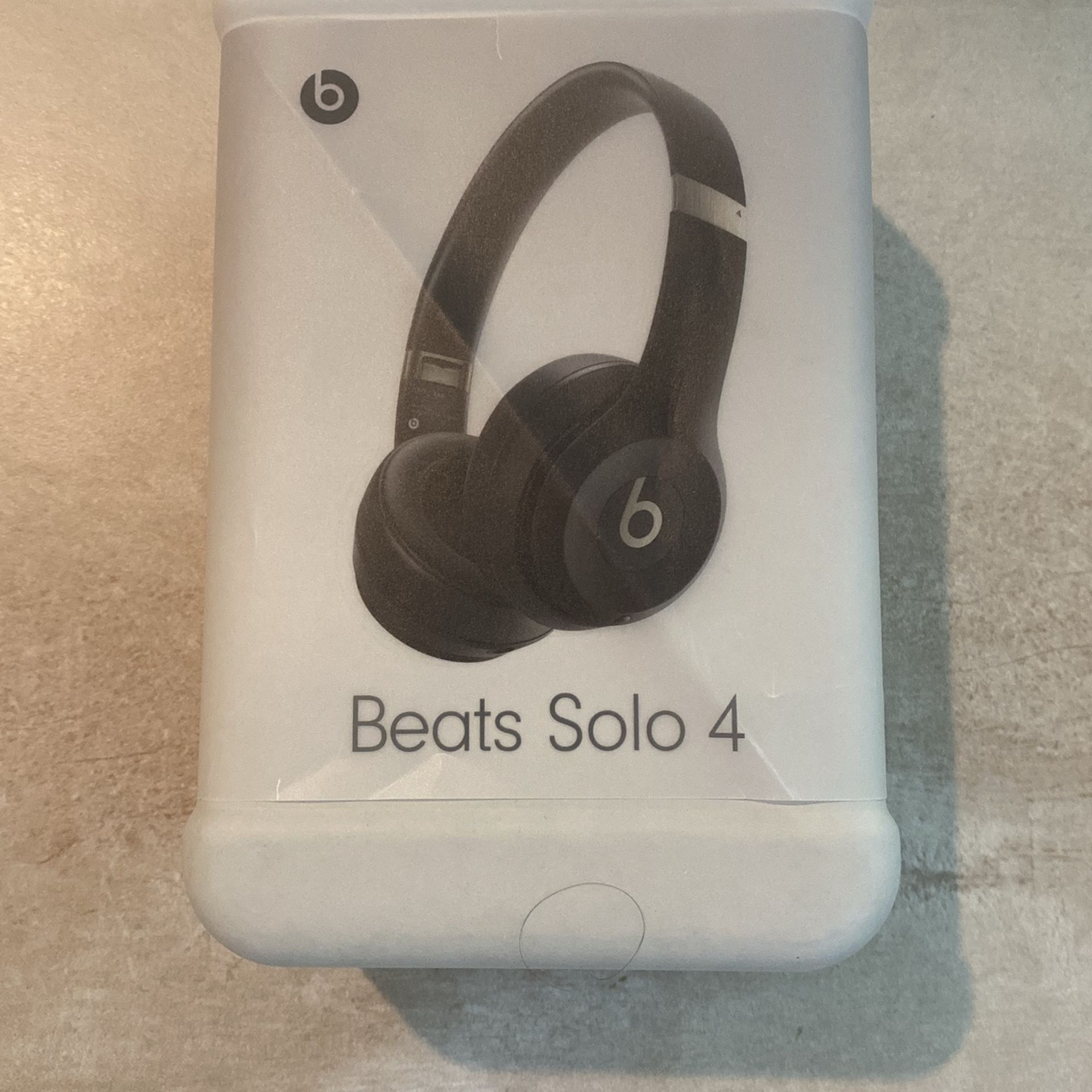 Beats Studio 4