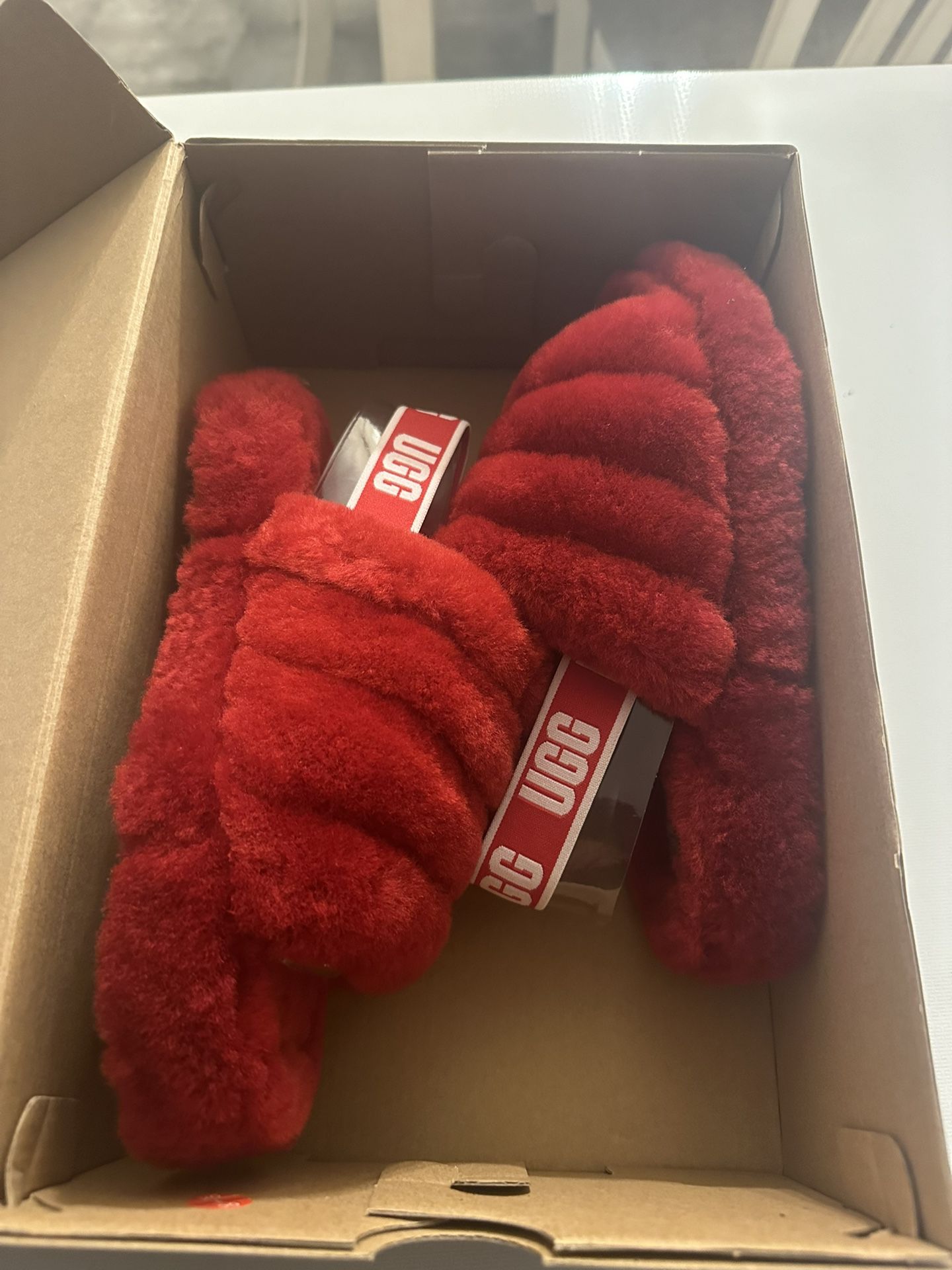 Youth Red Uggs 