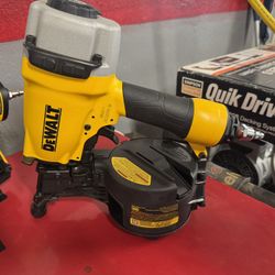 Dewalt Siding And  Fencing Nailer