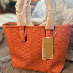 Michael Kors Small Tore Bag 