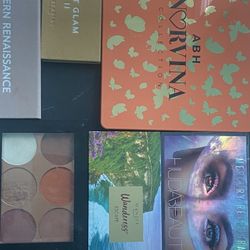 New Eye Make Up Pallets