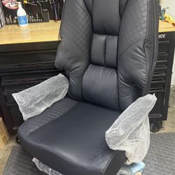 Executive Office Chair with Foot Rest