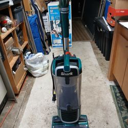 Shark Professional Vacuum Cleaner In A1 Condition Very Clean