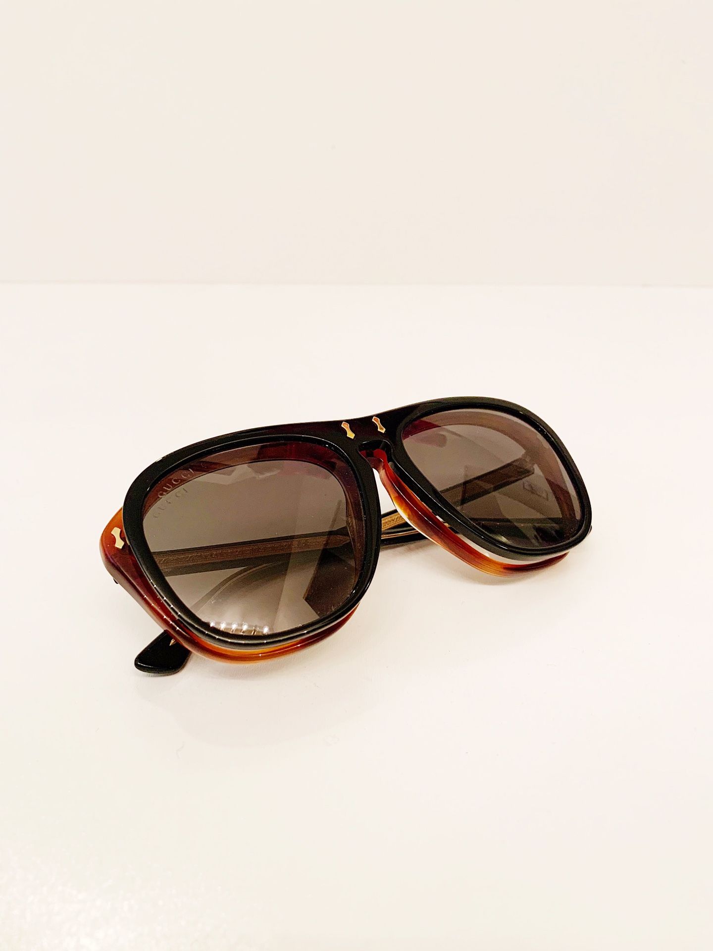 Gucci 0087 Havana Black Flip Aviator Sunglasses