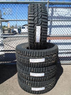 35x12.50R17 LT New Hankook Dynapro XT RC10 12 Ply All Terrain Tires