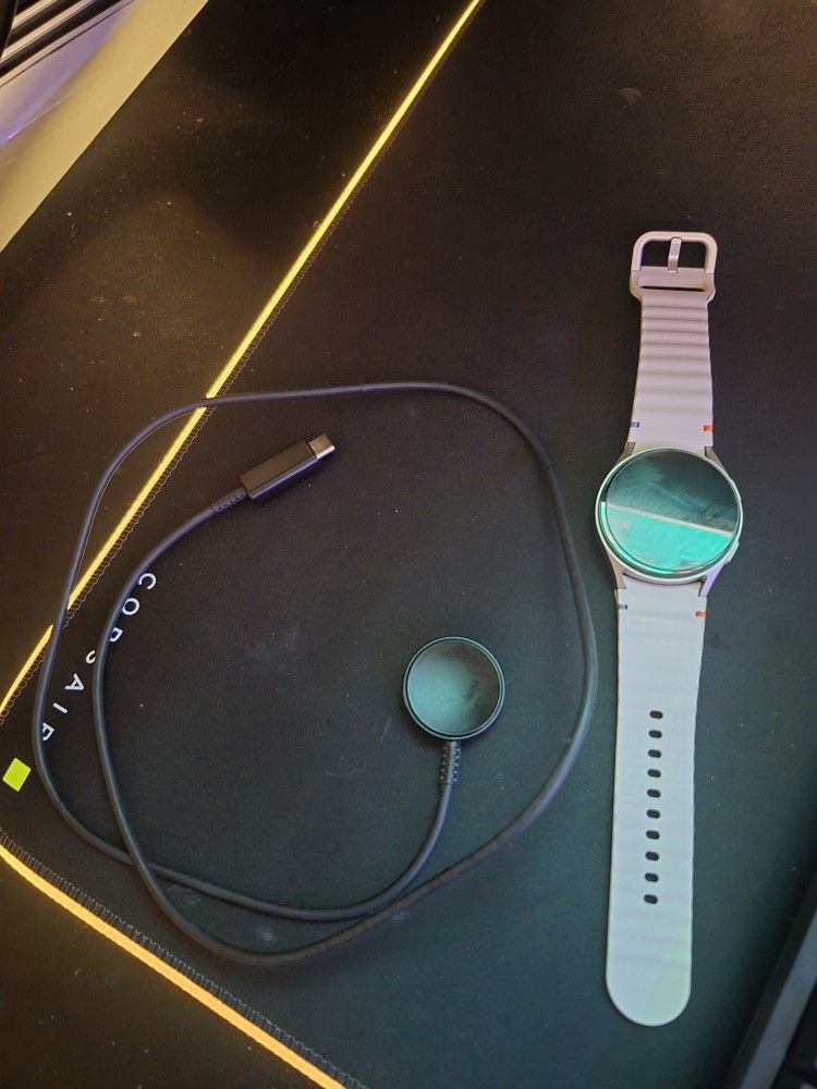 Samsung Galaxy Watch7 Bluetooth/wifi (Cream)