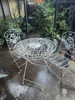 Iron Patio Table and chairs