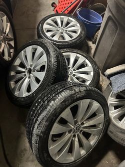 17” VOLKSWAGEN Wheels and Tires