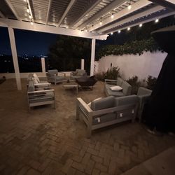 Outdoor furniture (Seats 10; Waterproof SunBrite)