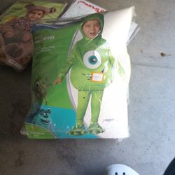 Costumes