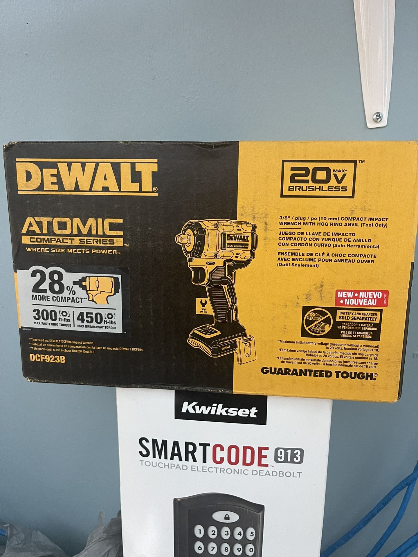 DEWALT ATOMIC 20V MAX Cordless Brushless 3/8 in. Impact Wrench (Tool Only)