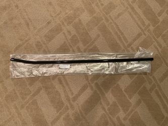 BMW X5 Front Left Belt Molding (Gloss Black) - Genuine BMW
