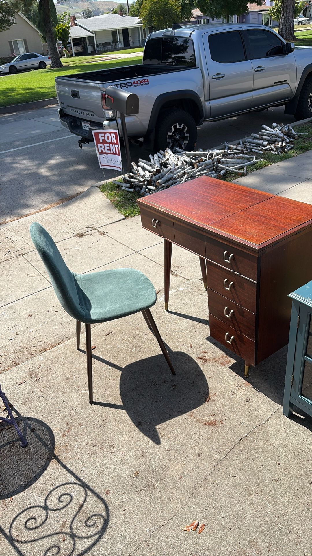 Mid Century Desk And Chair