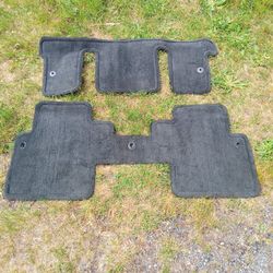 2013 GMC Acadia Floor Mats